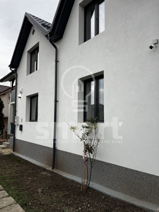 Apartament 5 camere  la Cheie Dambu Rotund  cu Gradina