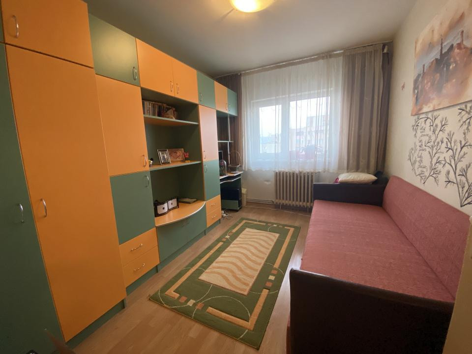 Apartament 4 camere decomandat 78mp Marasti 