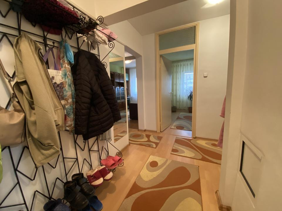 Apartament 4 camere decomandat 78mp Marasti 