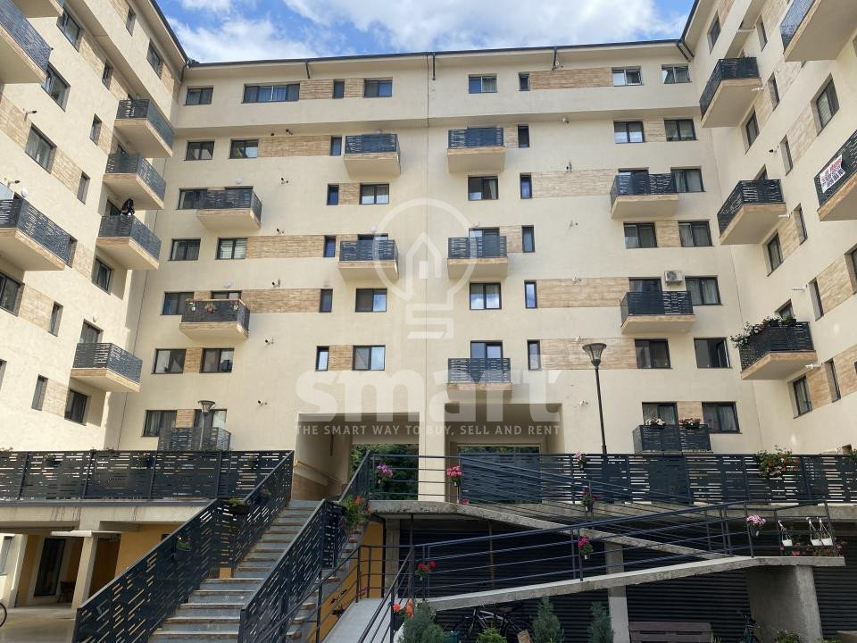 Apartament 3 camere cu parcare Floresti zona Vivo Razoare