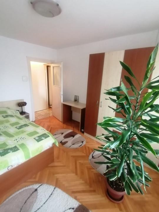 Apartament 2 camere etaj 3 Manastur 