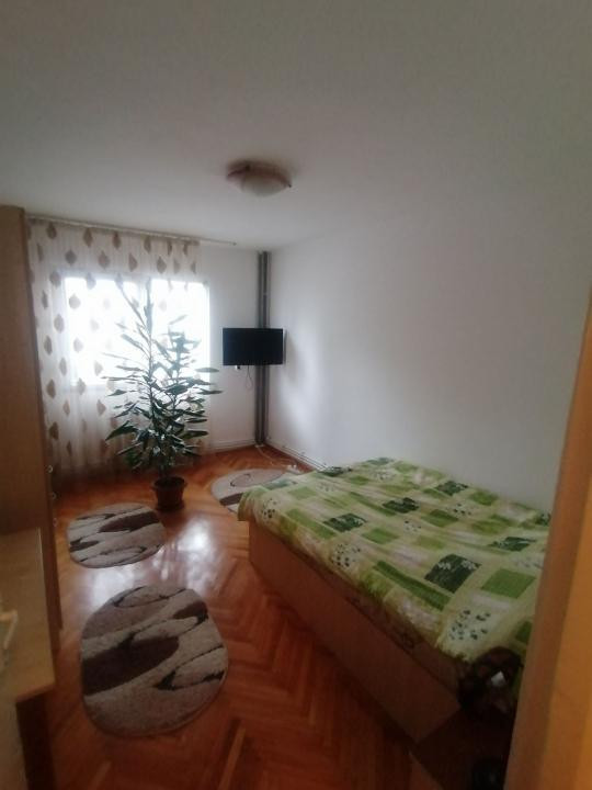 Apartament 2 camere etaj 3 Manastur 
