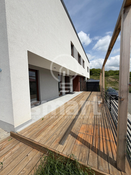 Casa de inchiriat , Voronet, zona exclusiv de case 