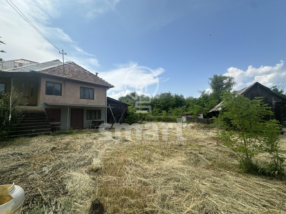 Casa batraneasca cu teren 2250mp Suatu Cluj