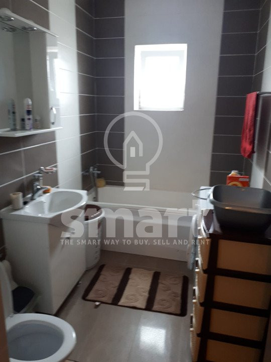 Apartament 3 camere cu parcare Floresti str. Cetatii 