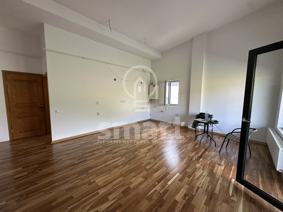 Apartament 3 camere cu Tavan înalt, terasă cu vedere spre natură Donath Park