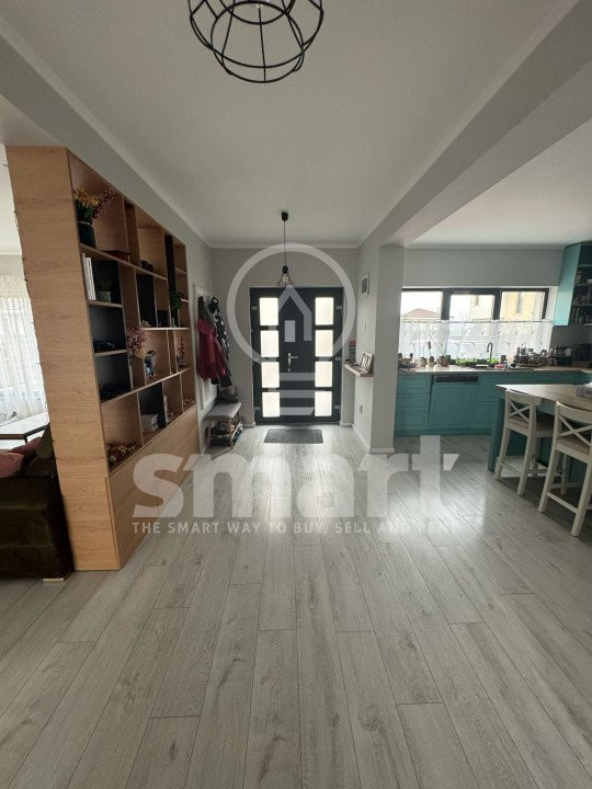 Casa individuala de inchiriat, finisata si mobilata modern, Dezmir
