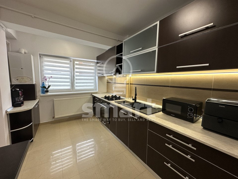 Apartament 3 camere 79mp 2 parcari Europa 