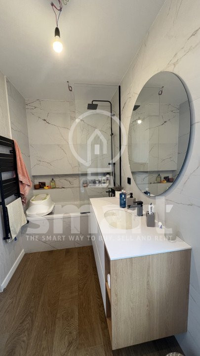 Duplex cu 4 camere, 178 mp utili, cu garaj, panoramă superbă, zona Voronet