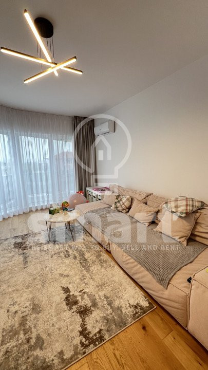 Duplex cu 4 camere, 178 mp utili, cu garaj, panoramă superbă, zona Voronet
