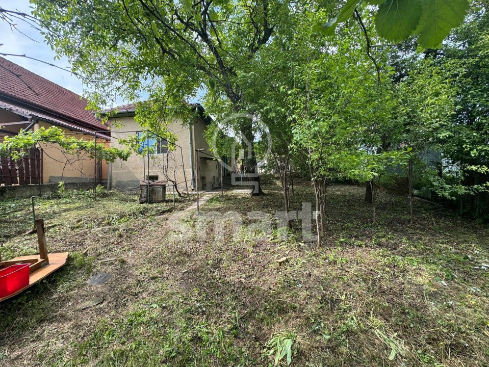 Casa si teren 975 mp Dambul Rotund