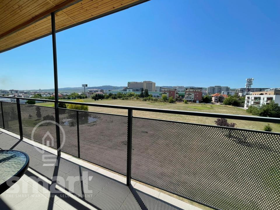 Apartament tip penthouse 4 camere  decomandat Zorilor 