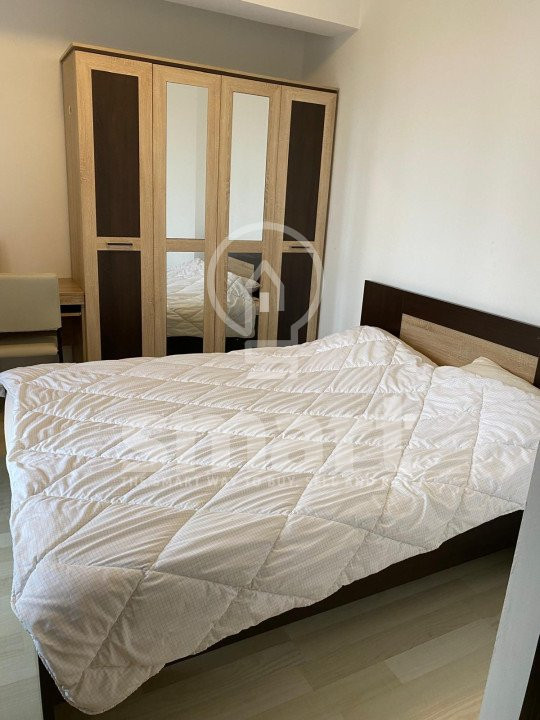 Apartament 3 camere, bloc nou , zona Centrala