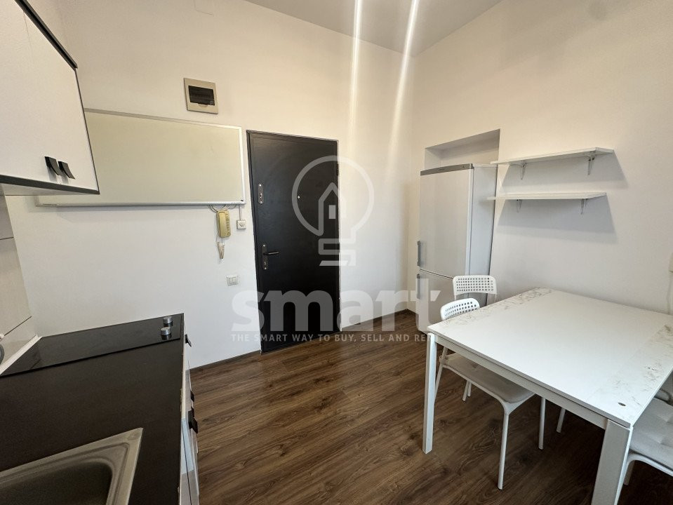 Apartament 27 mp Centru zona UMF