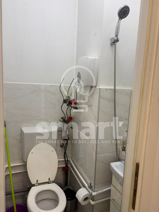 Spatiu comercial, ideal salon infrumusetare , birouri