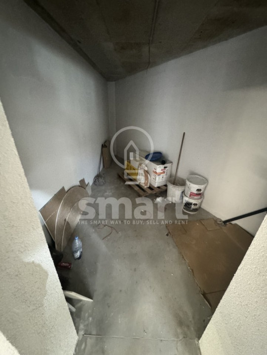 Inchiriz spatiu depozitare sau garaj