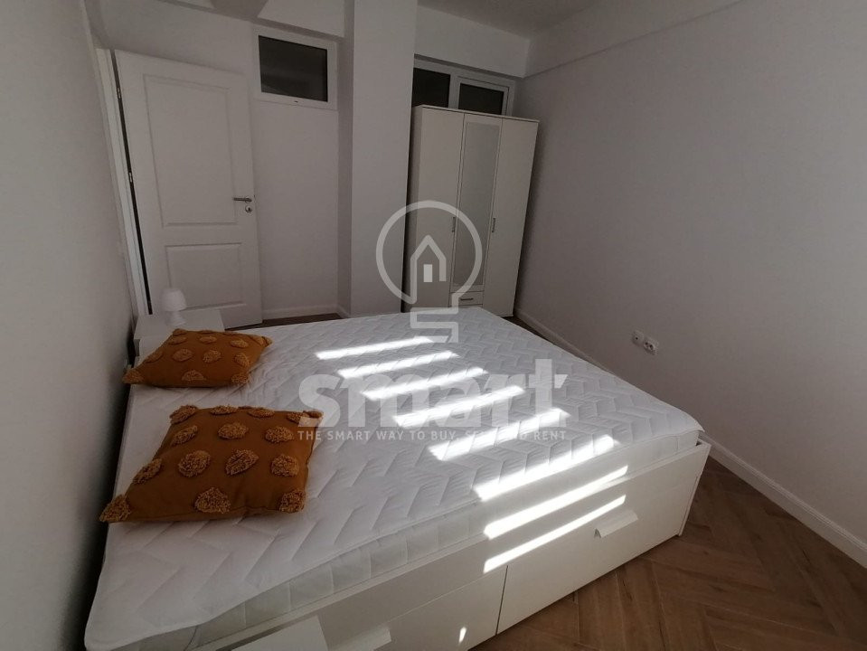 Apartament 3 camere, str Anton Pann, zona Centrala