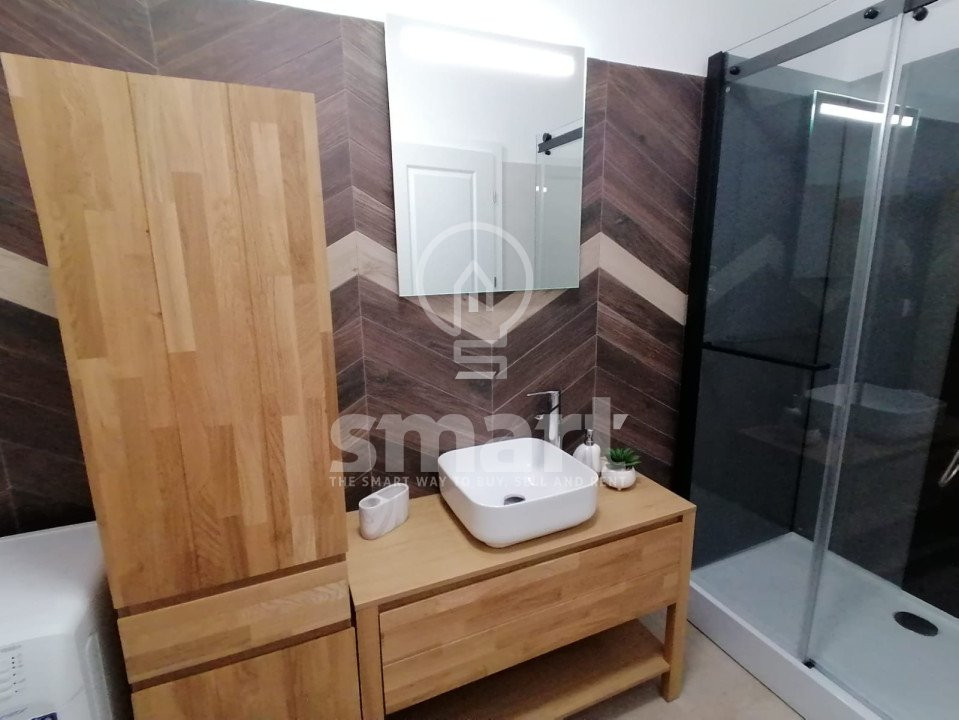 Apartament 3 camere, str Anton Pann, zona Centrala