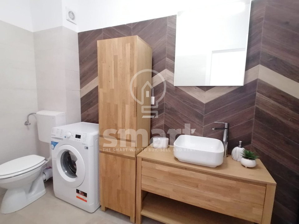 Apartament 3 camere, str Anton Pann, zona Centrala