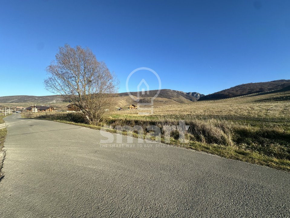 Teren intravilan cu priveliște spectaculoasă Petrești de Jos Cluj