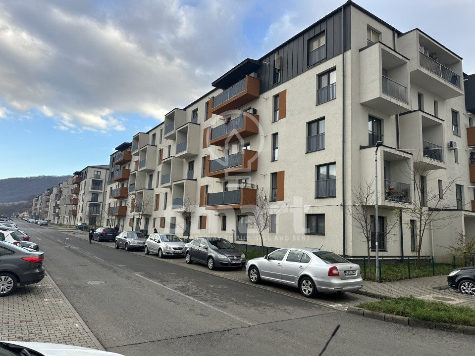 Apartament 1 camera  parcare inclusa zona Eroilor Floresti