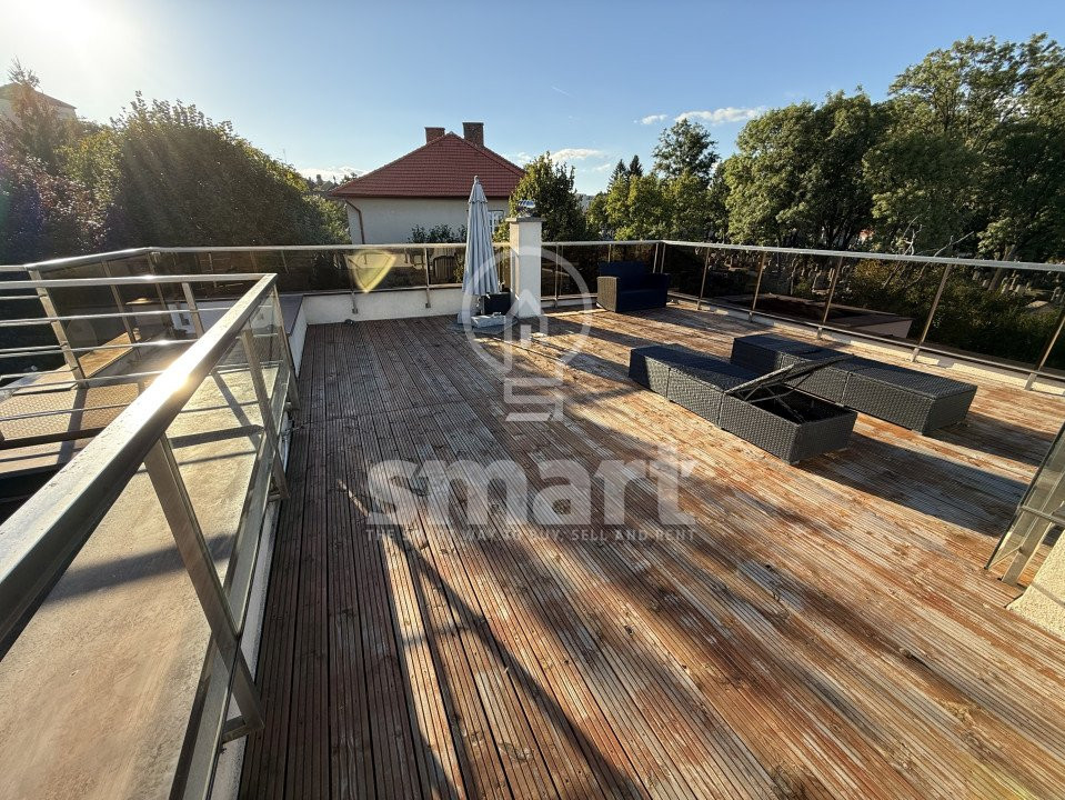 Casa cu 2 unitati locative 