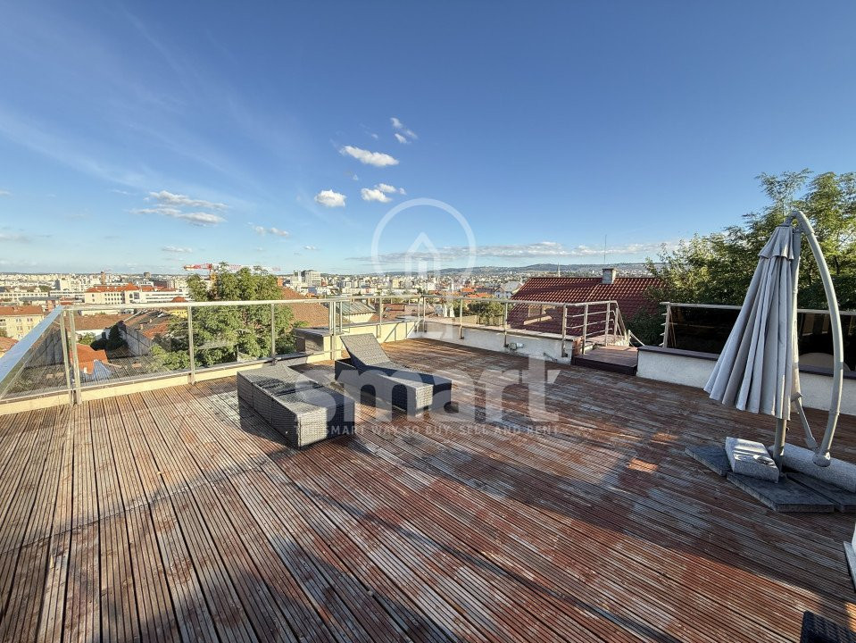 Casa cu 2 unitati locative 