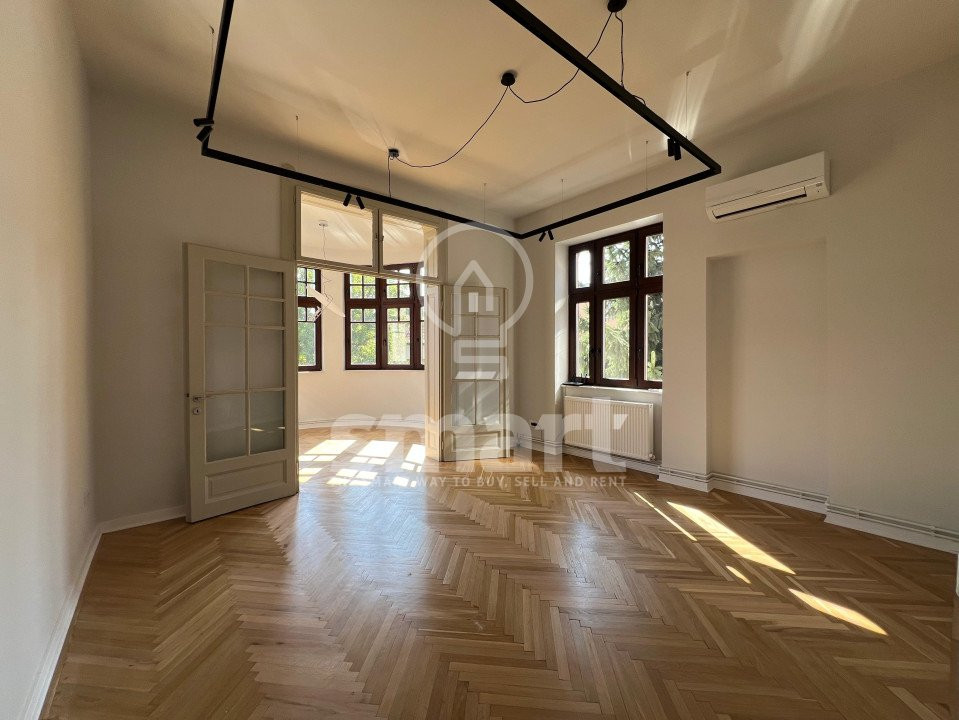 Spatiu 112 mp Central Bisericii Ortodoxe