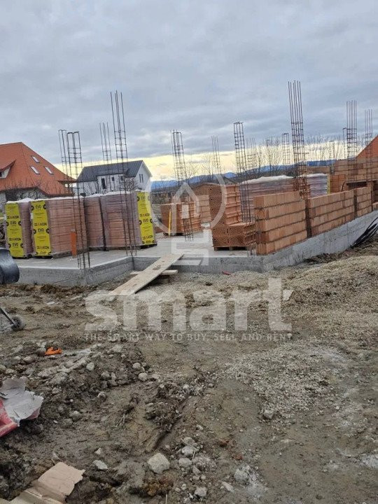 Casa individuala 5 camere Salicea