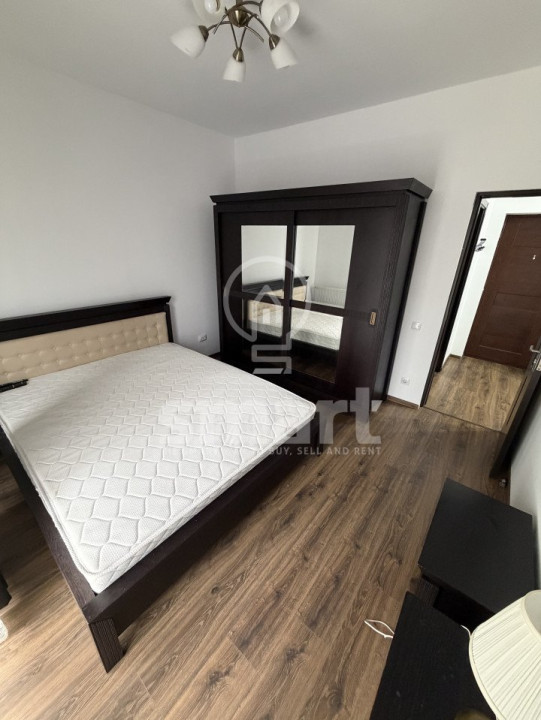 Inchiriez apartament 3 camere, bloc nou, Iulius Mall, parcare