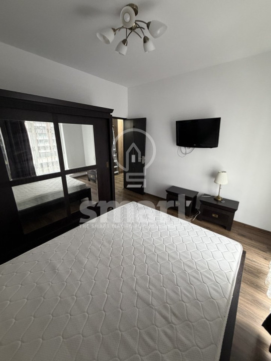 Inchiriez apartament 3 camere, bloc nou, Iulius Mall, parcare