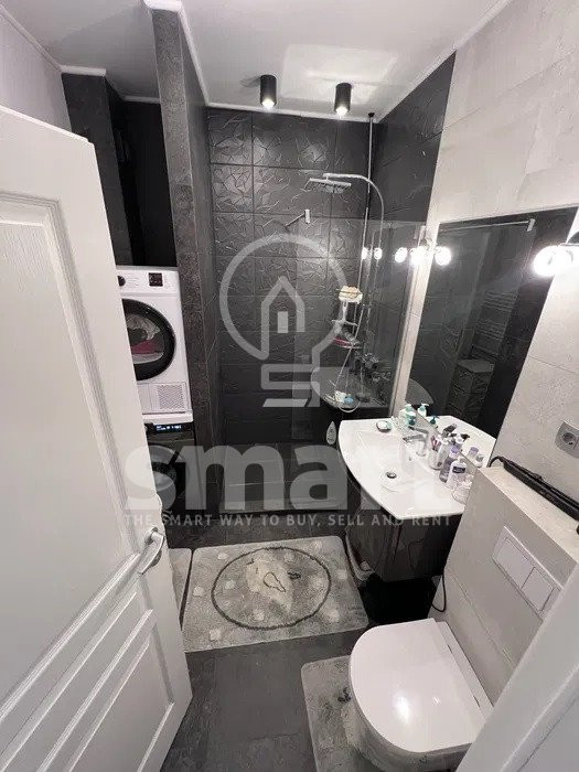 Apartament 2 camere Floresti