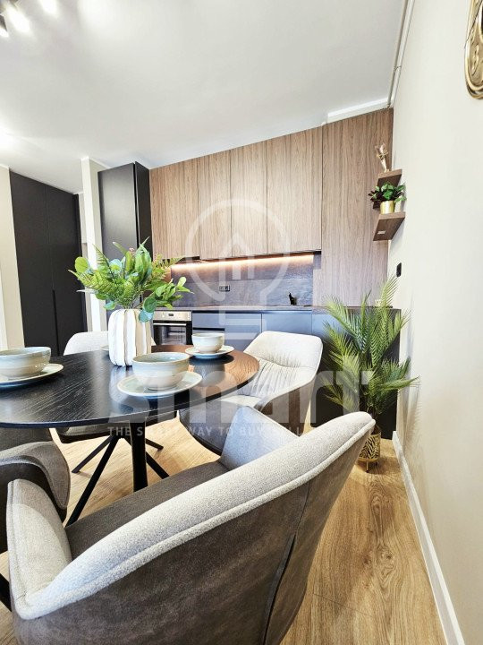 Apartament 2 camere ,terasa 9 mp. zona Eroilor + parcare 