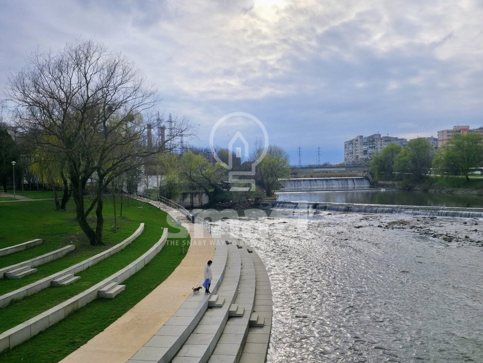 Apartament 2 camere 66 mp Plopilor bloc semiluna