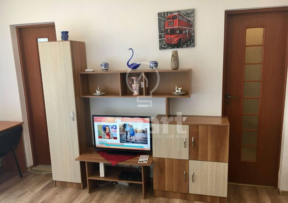 De închiriat apartament cu 1 cameră – zonă UMF, locație centrală