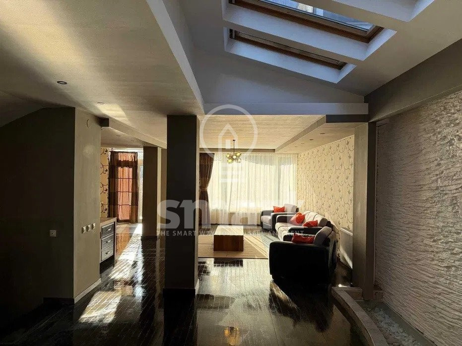 Casa 320mp in Buna Ziua utilata modern