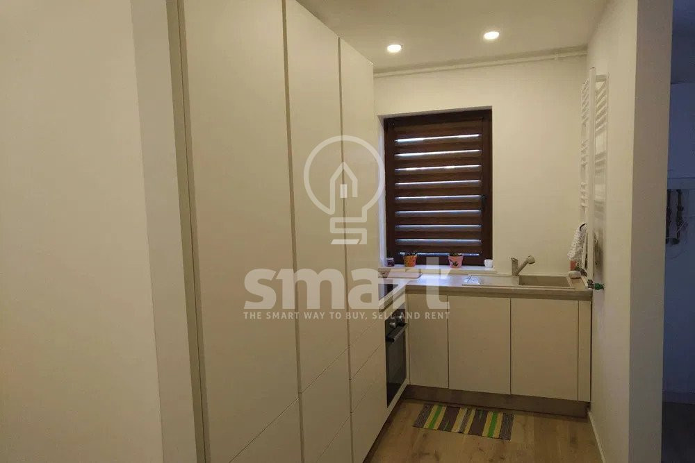 Apartament 2 camere  Parcare  Balcon Zonă Parcul Feroviarilor