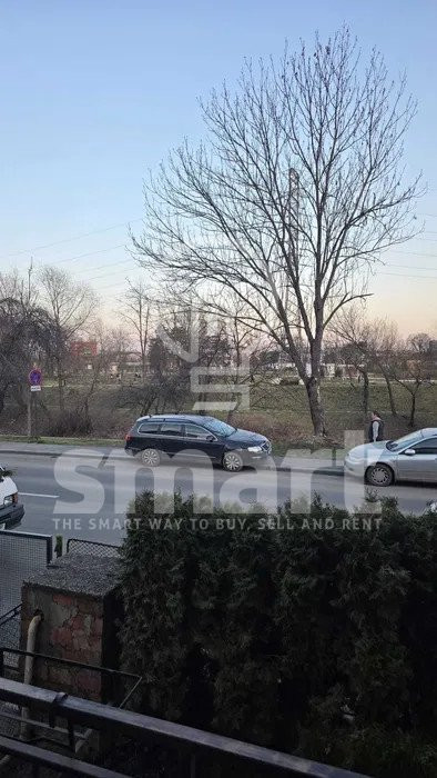 Apartament 2 camere  Parcare  Balcon Zonă Parcul Feroviarilor