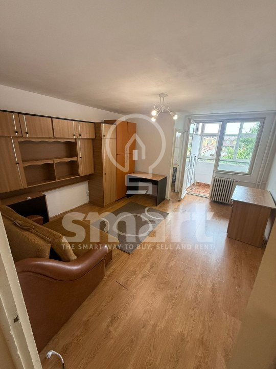 Garsoniera  finisata mobilata zona Semicentral