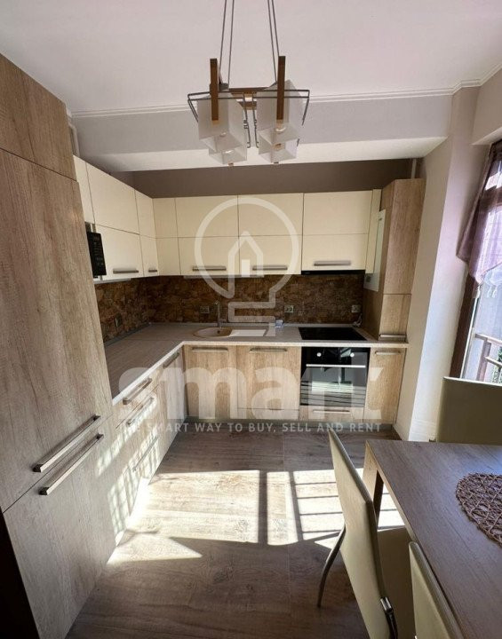 Apartament 3 camere 2 locuri de parcare zonă excelentă Zorilor/Europa