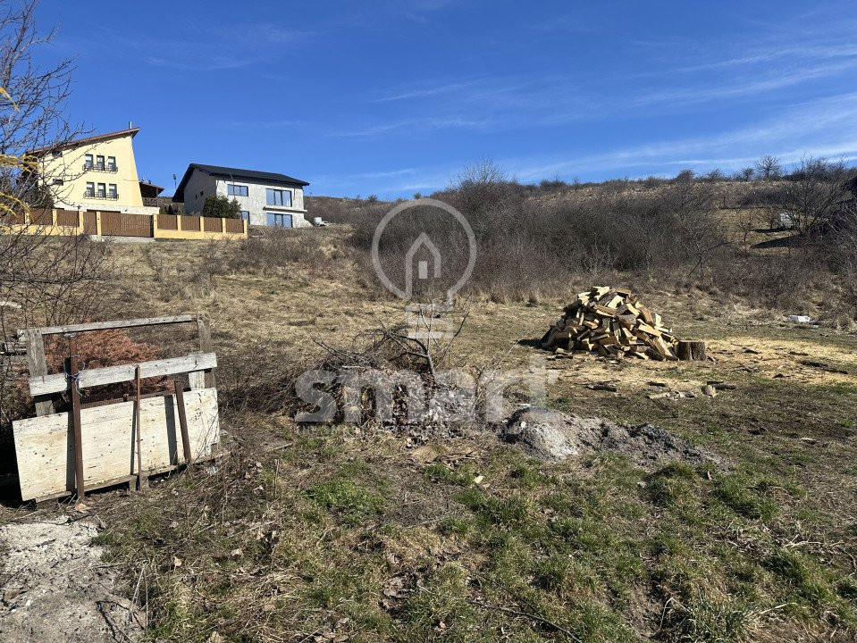 Teren pentru constructie Chinteni, zona Lacurilor front la 2 strazi