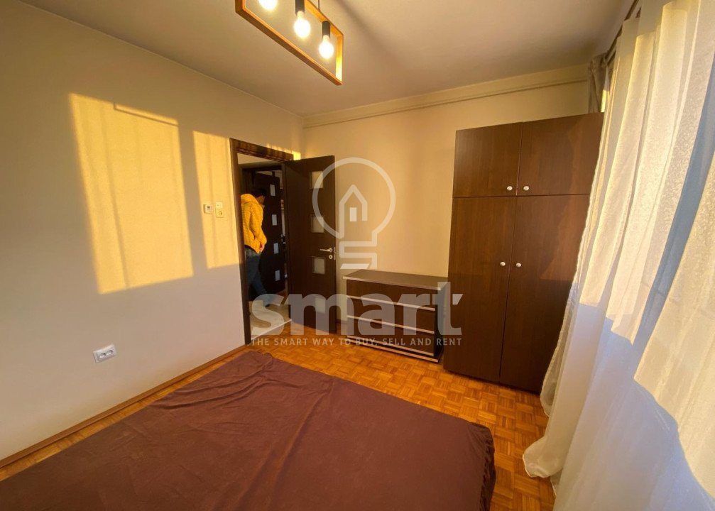 Apartament 2 camere decomandat zona Piața Abator bloc turn