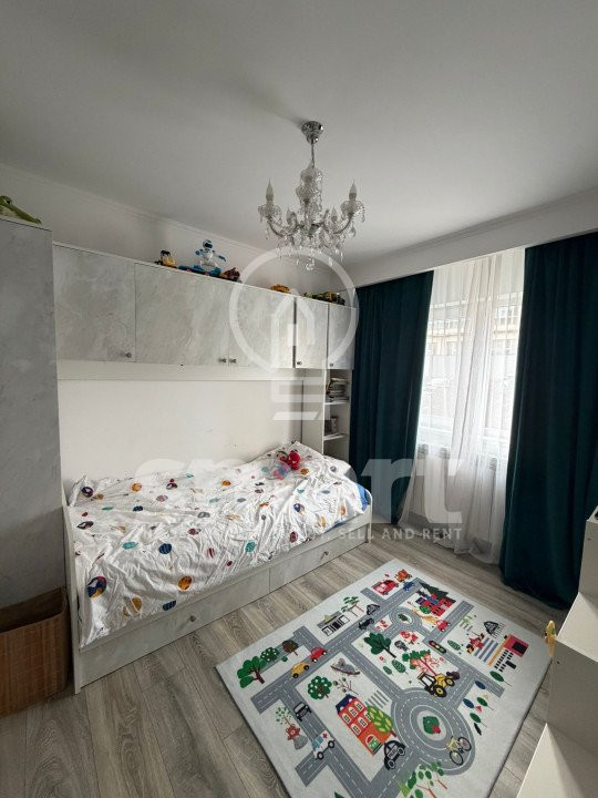Apartament 3 camere 65 mp decomandat parter spații depozitare zonă excelentă