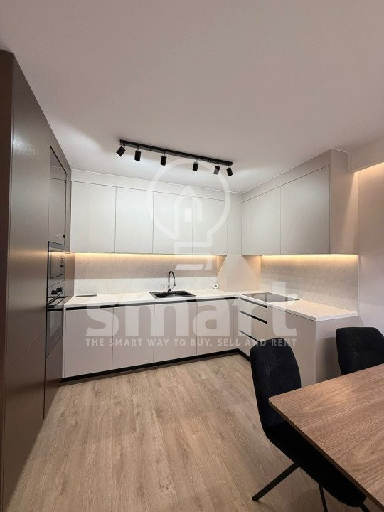 Apartament 2 camere modern, Eroilor, Floresti
