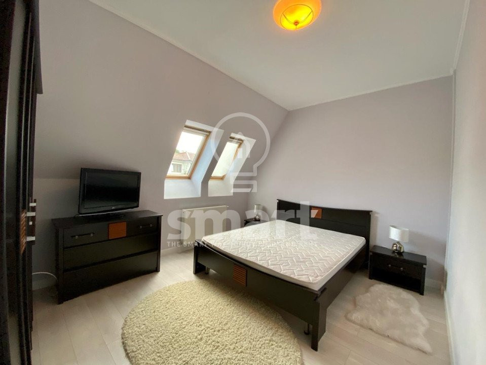 Apartament 3 camere Andrei Mureșanu tip vilă parcare curte zonă liniștită