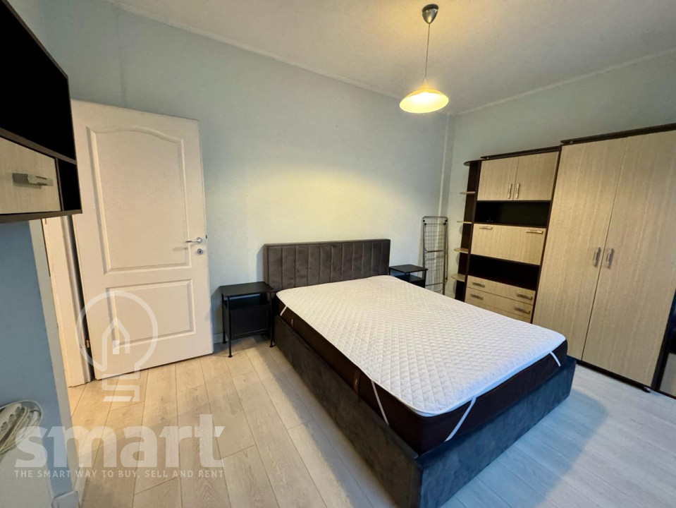 Apartament 3 camere de inchiriat Andrei Muresanu parcare 