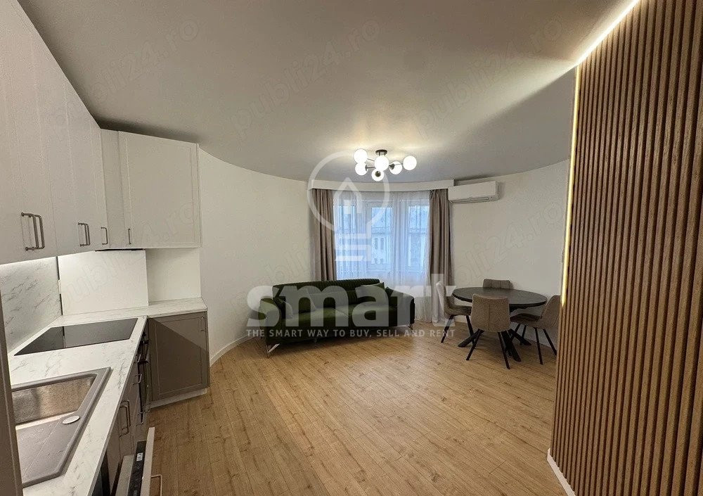 Apartament 3 camere Europa etaj 2 bloc nou prima închiriere parcare inclusă