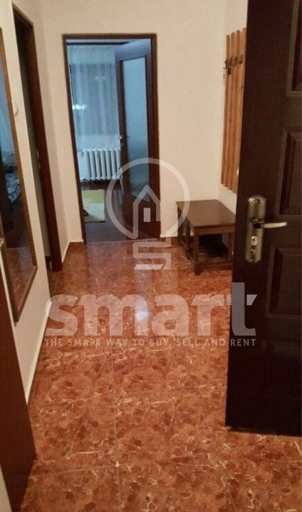 Apartament 2 camere decomandat etaj 3 balcon închis parcare zonă excelentă