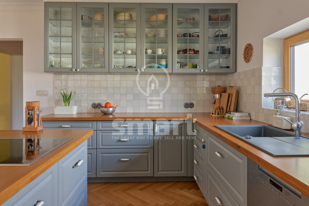 Apartament 4 camere Central 150mp