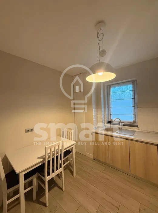 Apartament 2 camere decomandat Intre Lacuri 